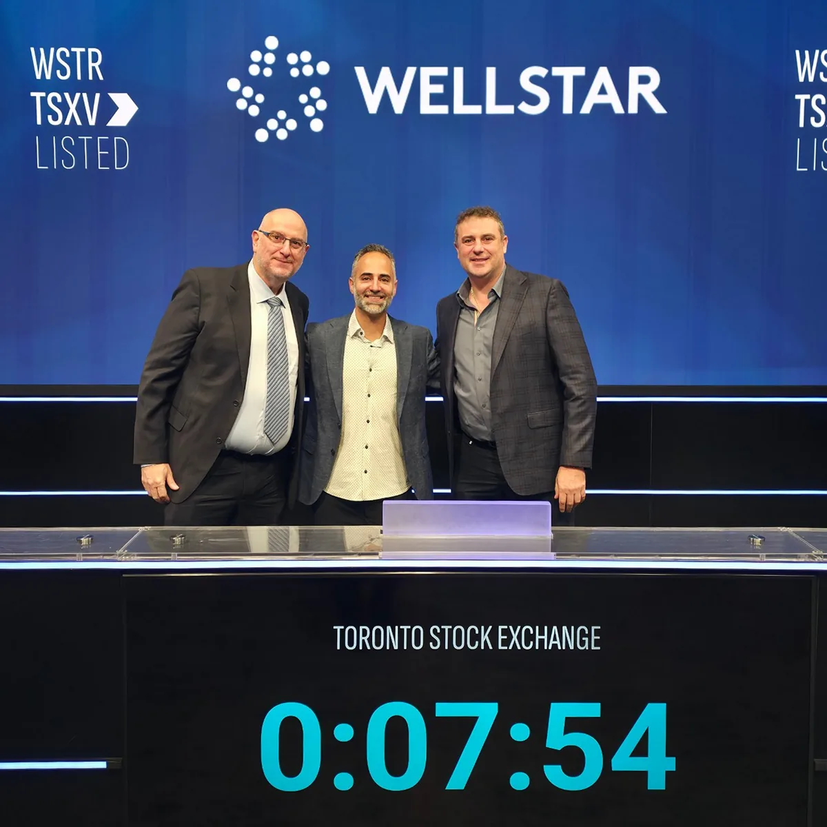 BlueBird iT’s Paul Reckas and John Solomos join WELLSTAR CEO Amir Javidan at the Toronto Stock Exchange as WELLSTAR begins trading under the symbol WSTR.